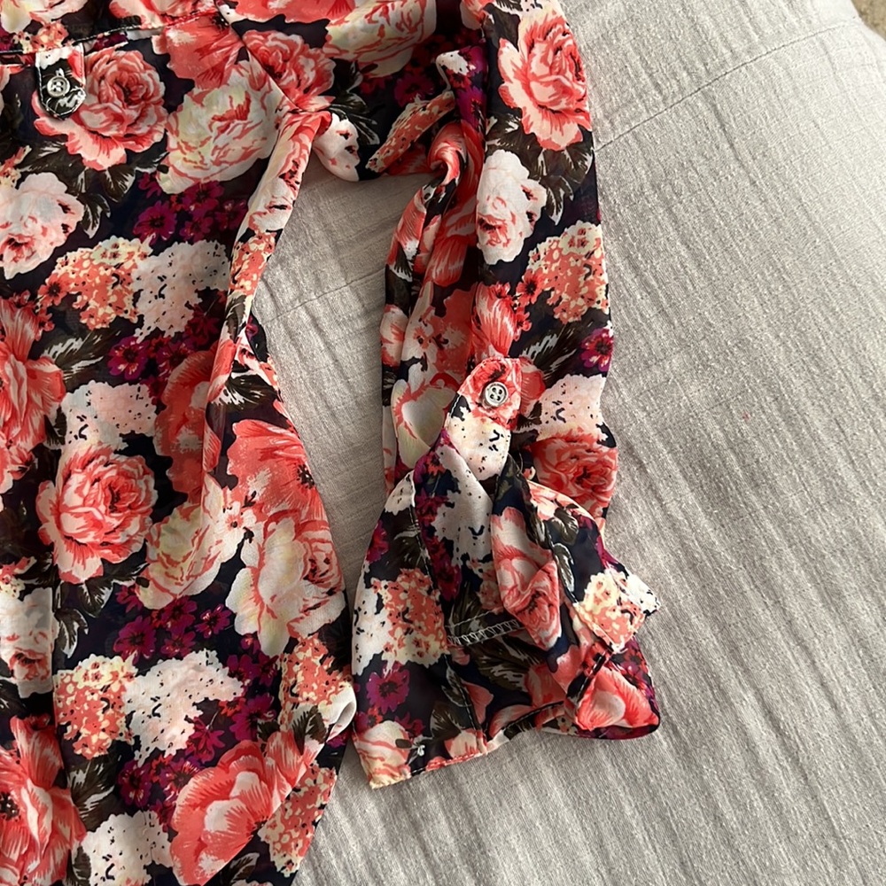 Floral blouse - Picture 4 of 4